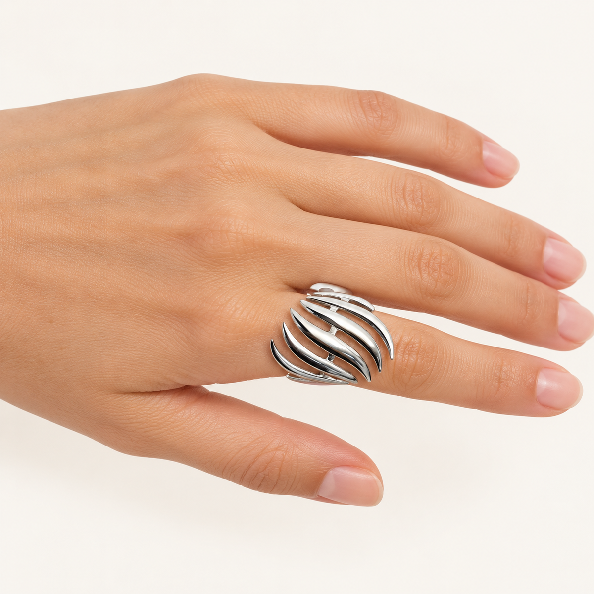 ONDINE – Bague argentée ajustable effet vagues