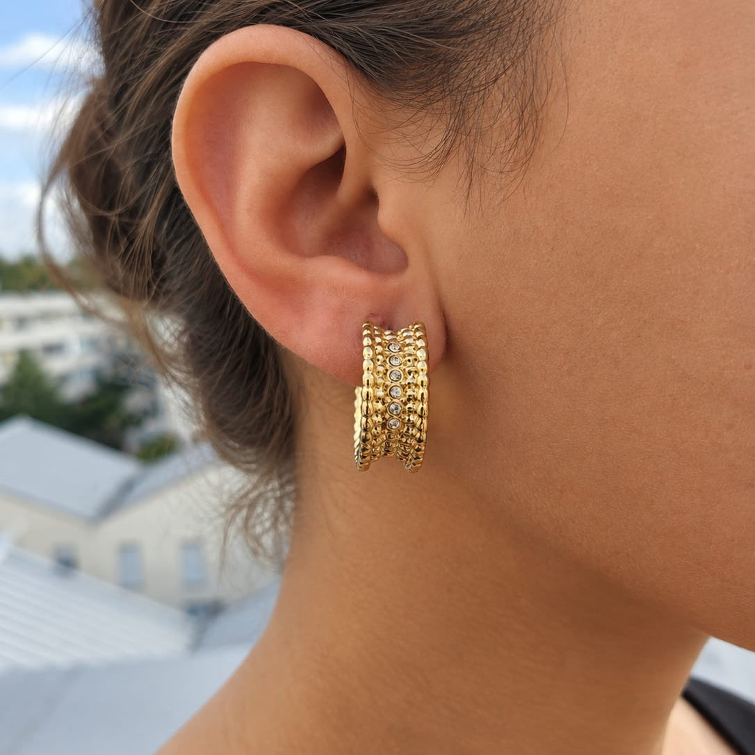 ALBA- Boucles d’oreilles  dorées ornées de zircons