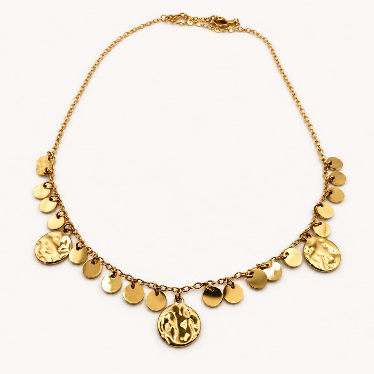 CASSANDRA-Collier doré à médaillons martelés