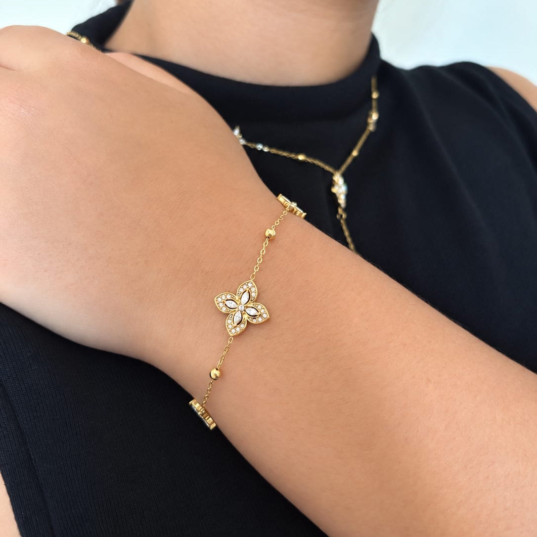 AYLANA - bracelet doré fleuri et cristaux