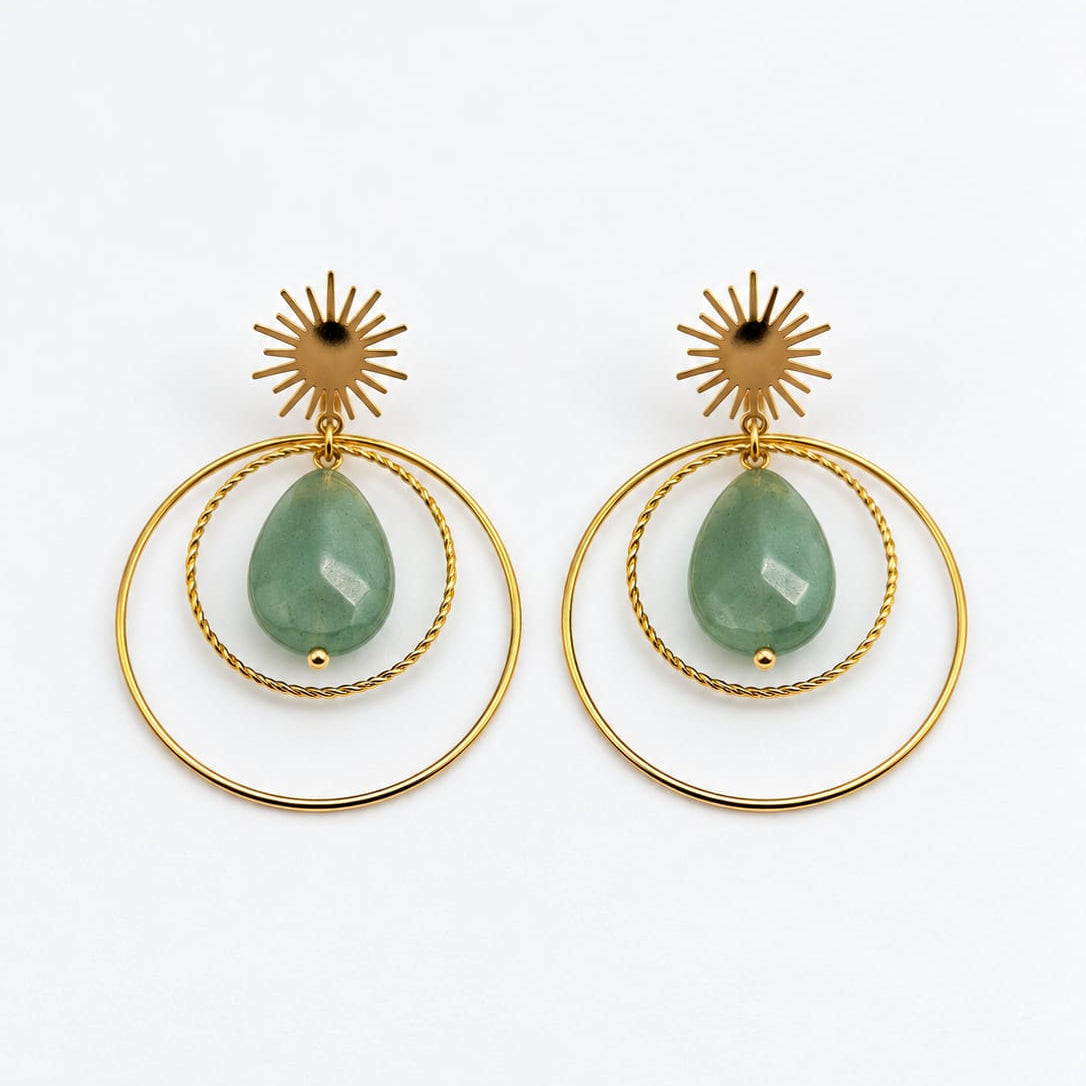 RIHANA - Boucles d'oreilles  soleil dorées avec  pierre verte