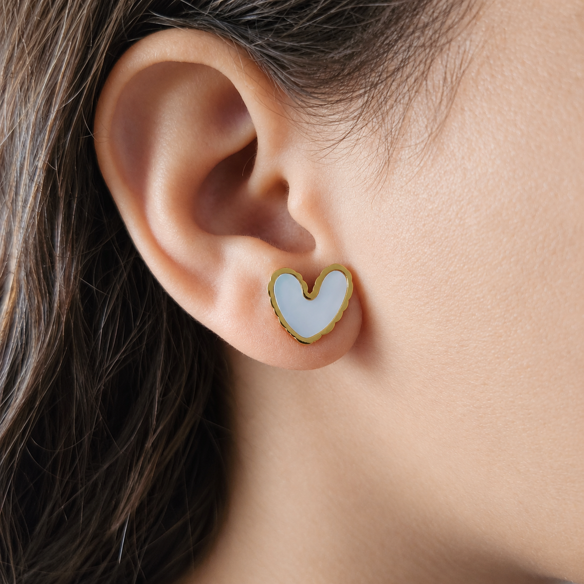 AMORE – Boucles d’oreilles cœur en acier inoxydable doré