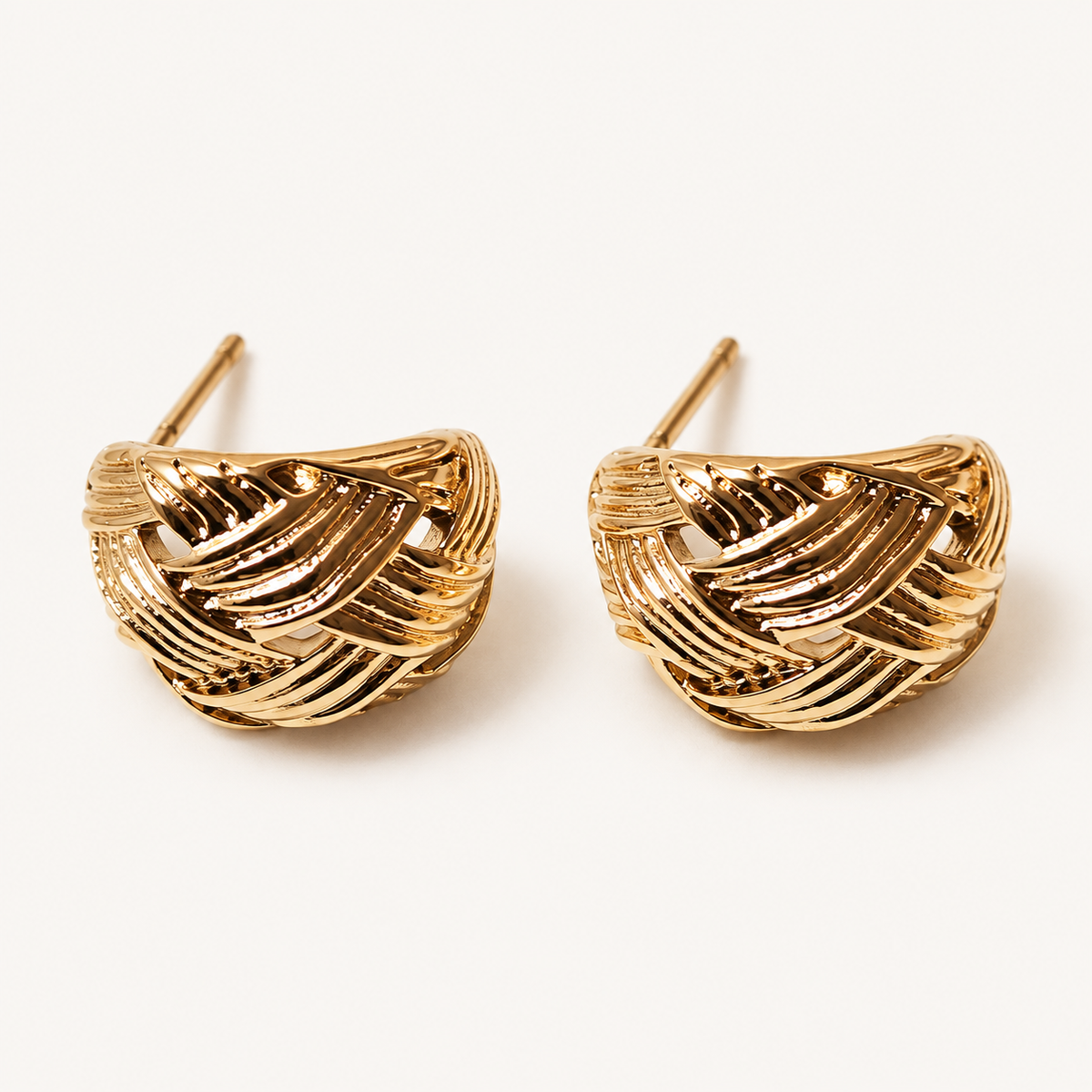 SÉLÈNE – Boucles d’oreilles tressées en acier inoxydable doré
