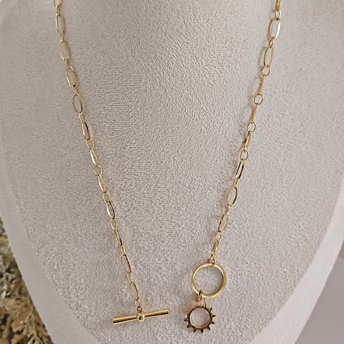 SUNSHINE - Collier chaine pendentif cercle soleil